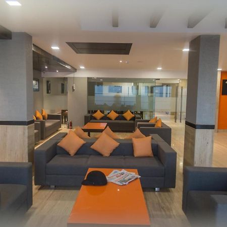 Ahmedabad, Satellite Hotel Ngoại thất bức ảnh
